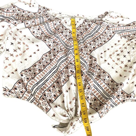 O’neil cropped short sleeve blouse XL White Tan Paisley Bohemian - Picture 7 of 8